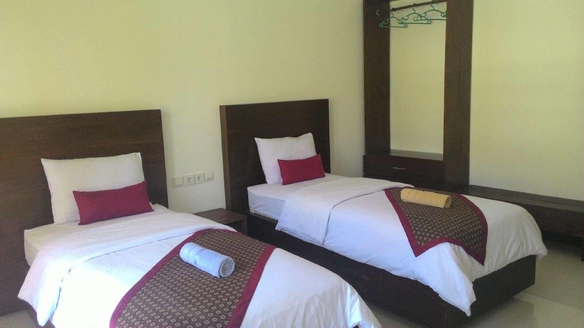 Hotel Zamburger Lombok - Previously Alam Mimpi Hotel Mangsit Eksteriør billede